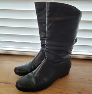 Black mid-calf boots - 8M